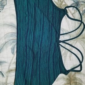 Lululemon sports bra